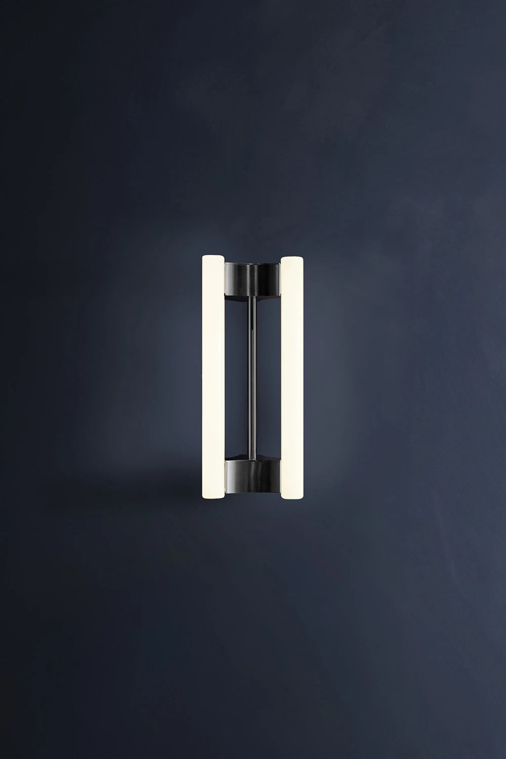 LIA WALL SCONCE 30