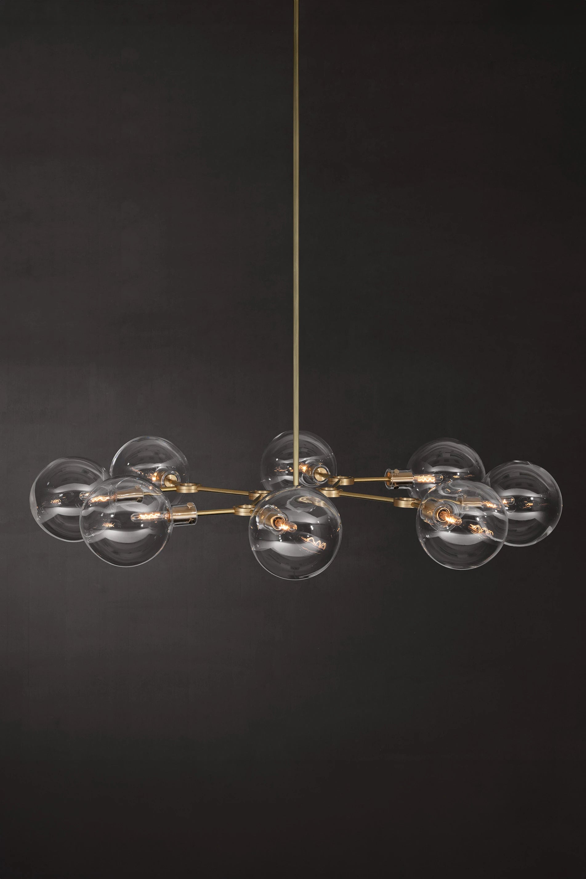 ORA 8 ROUND CHANDELIER
