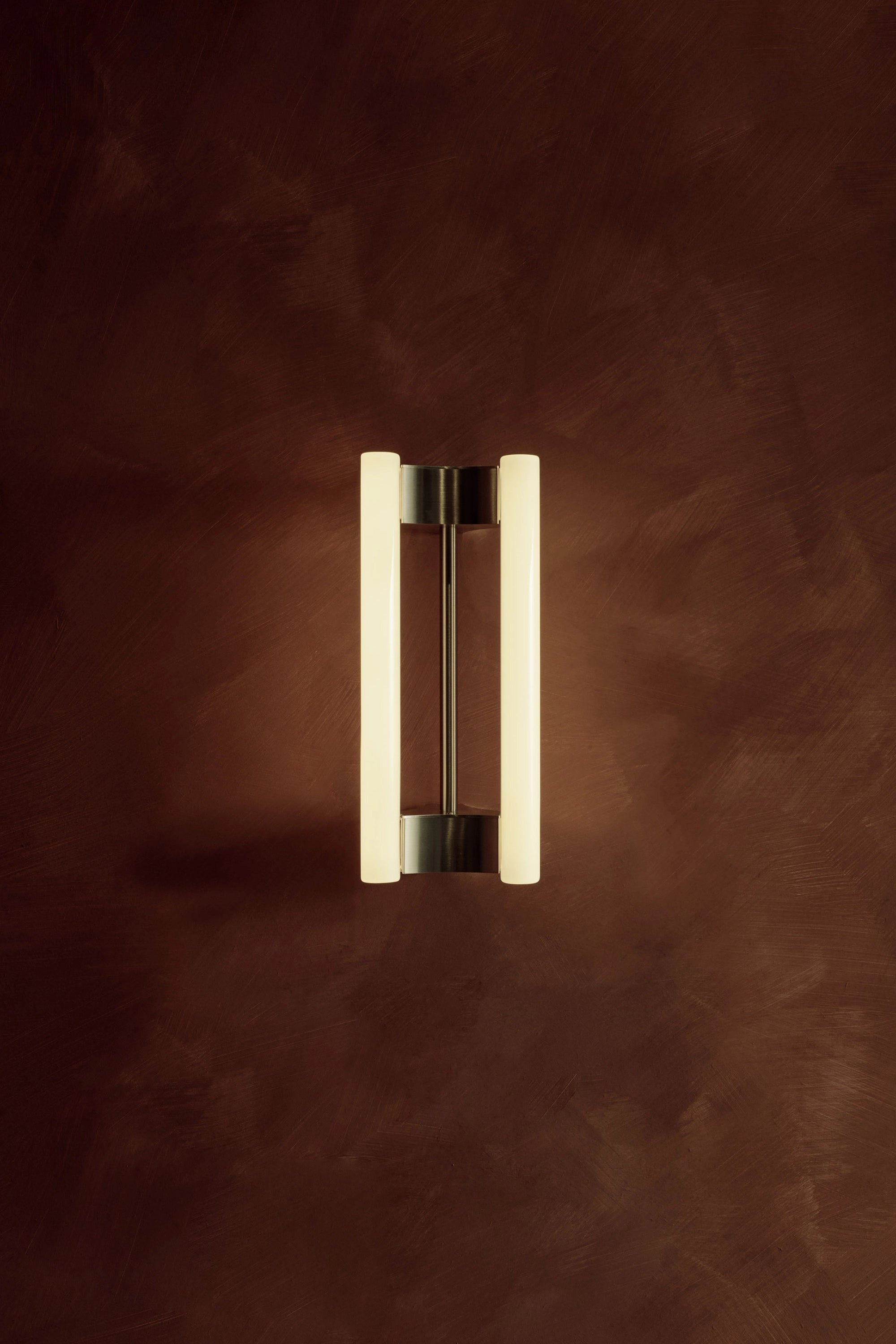 LIA WALL SCONCE 30